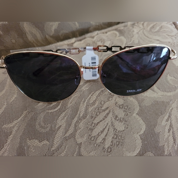 TORRID CATEYE METAL LINK SMOKE EYES SUNGLASSES - Picture 3 of 4